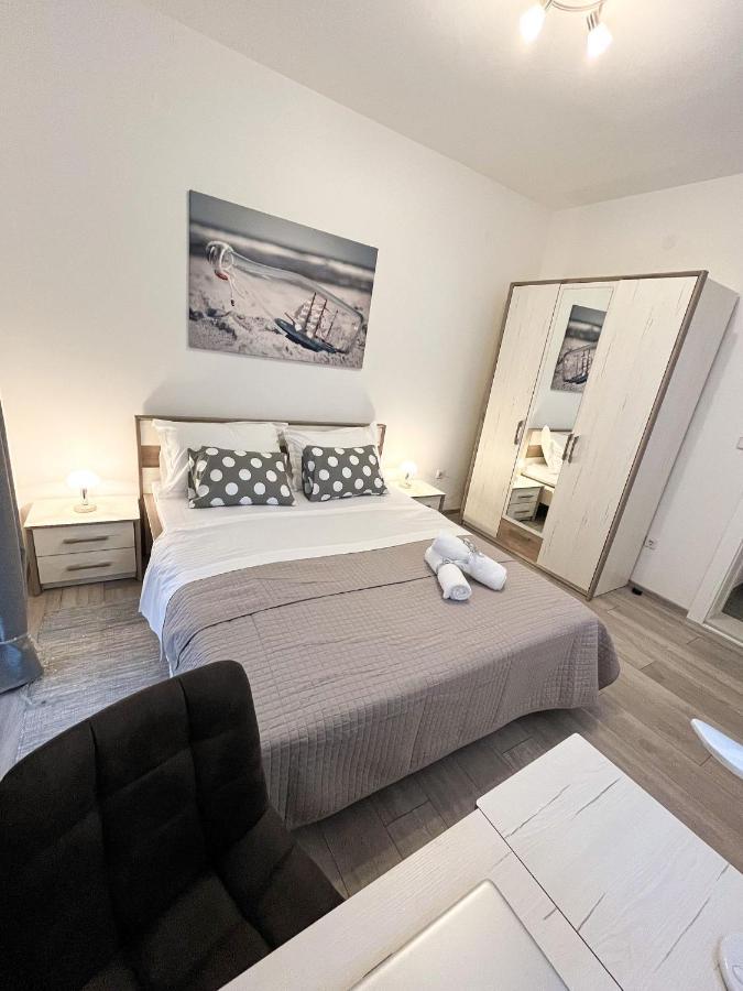 Apartments T&T Trogir Buitenkant foto