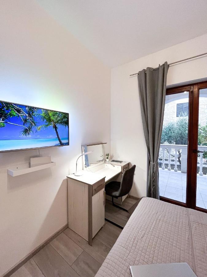 Apartments T&T Trogir Buitenkant foto