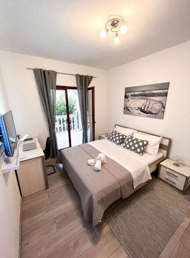 Apartments T&T Trogir Buitenkant foto