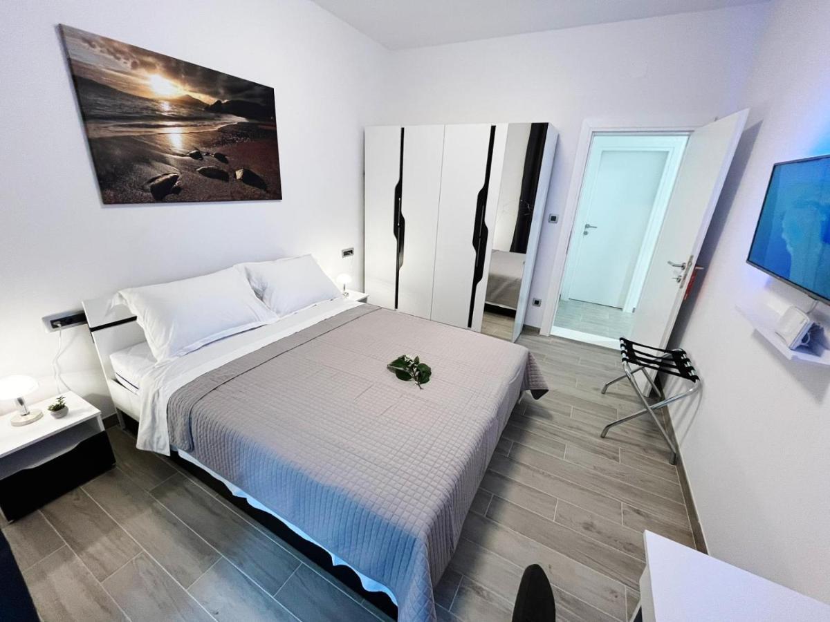 Apartments T&T Trogir Buitenkant foto